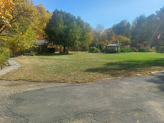 3rd image of 6226 N County Road 375 E