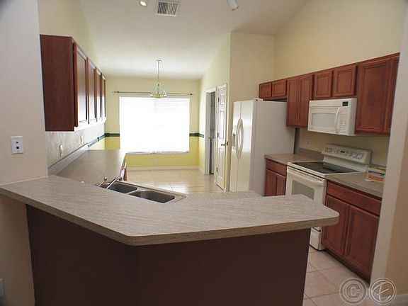 5th image of 15418 Osprey Glen Dr
