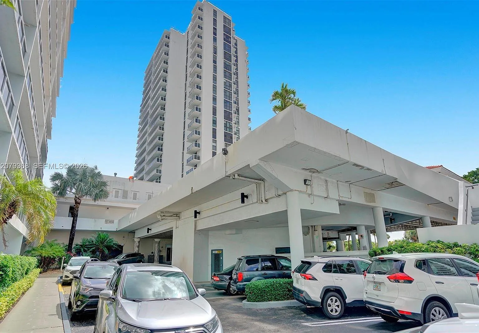 Waterview Condo — Photo 3