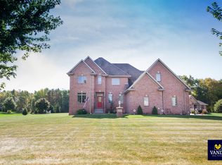 3346 Whittier Dr, Green Bay, WI 54311
