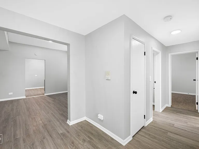 5051 S Forrestville — Photo 26