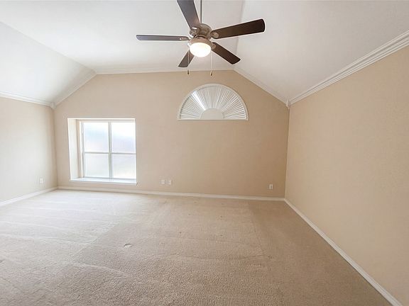 4th image of 2741 Barrington Dr