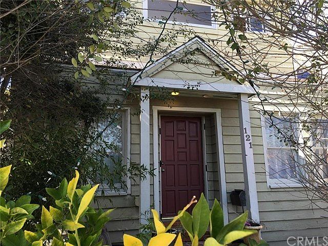 1st image of 121 La Verne Ave