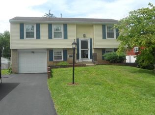 6391 Curwood Dr, East Syracuse, NY 13057