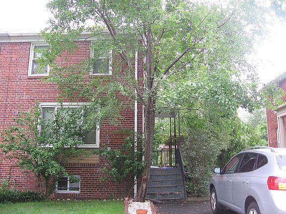 4th image of 2633 S Uhle St