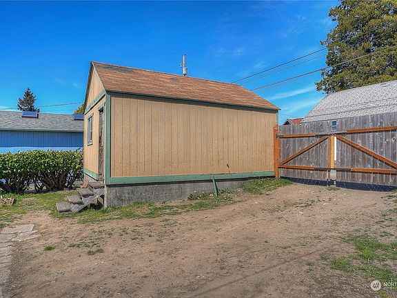 5th image of 2115 S Cushman Avenue