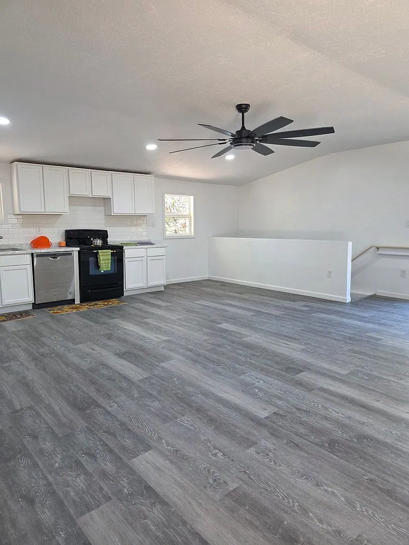 Remodeled 3-Bedroom Home Near Table Rock Lake — Photo 3