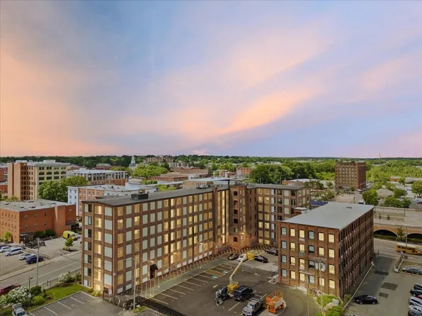 147 Centre St APT 511, Brockton, MA 02302