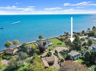 80 Armitage Dr, Bridgeport, CT 06605