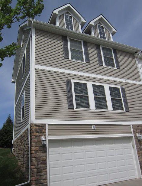 1st image of 4304 N 147th St