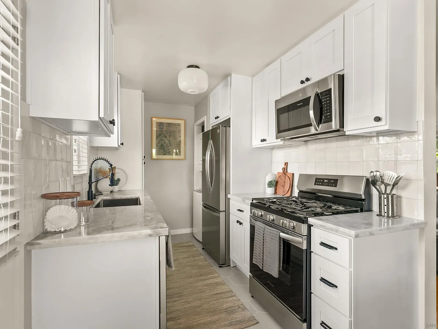 1 bed, 1.0 bath, 600 sqft, $5,900 — Photo 4