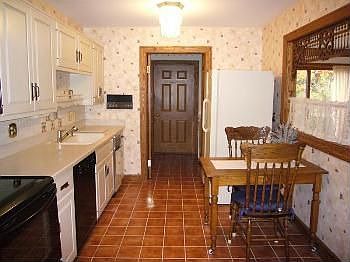 4th image of 6124 Cabot Ct Unit 4