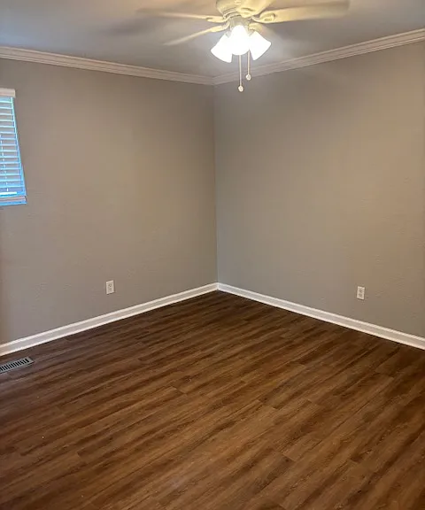 137 Hickory Ave — Photo 8