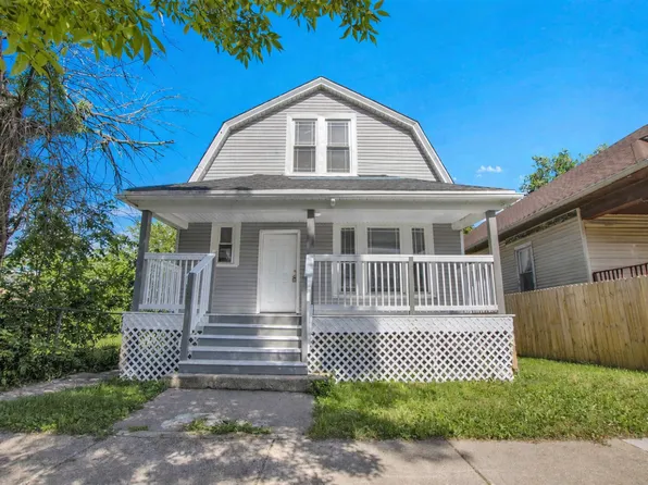 7829 S Escanaba Ave, Chicago, IL 60649