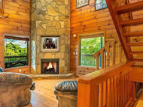3rd image of 3507 Brook Stone Way