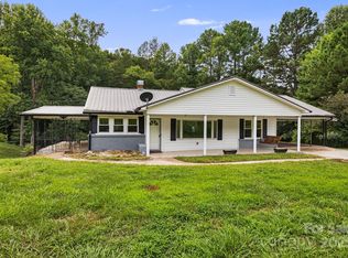8171 Sugar Hill Rd, Marion, NC 28752