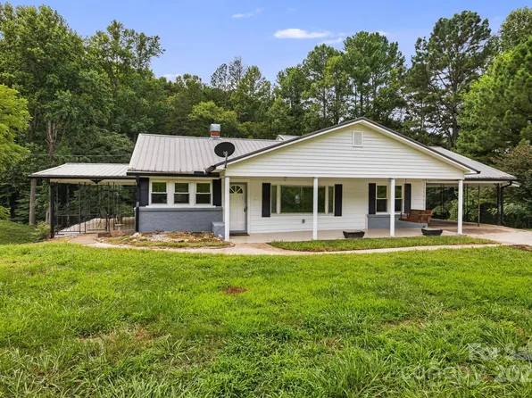 8171 Sugar Hill Rd, Marion, NC 28752