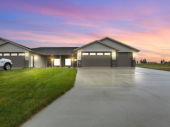 2nd image of 505 Mill Pond Rd #1