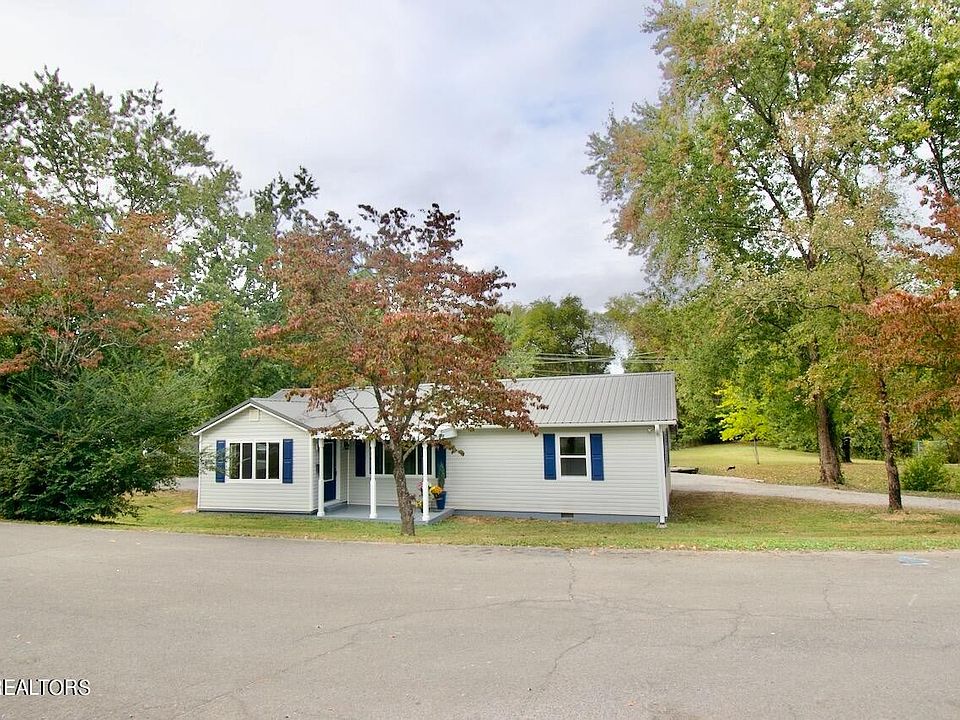 1st image of 421 Main Rd