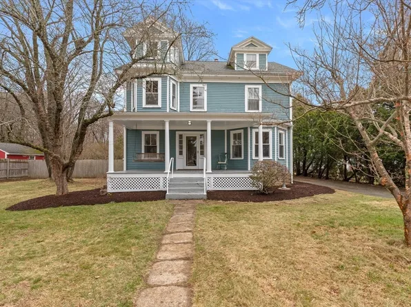 20 Perkins St, Wenham, MA 01984