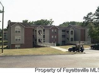 681 Bartons Landing Pl APT 5, Fayetteville, NC 28314