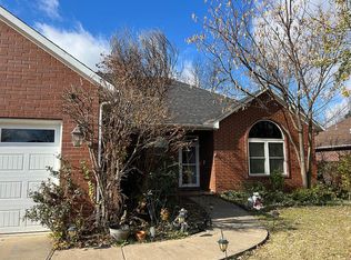 3908 SW Cherry Rd, Bentonville, AR 72713