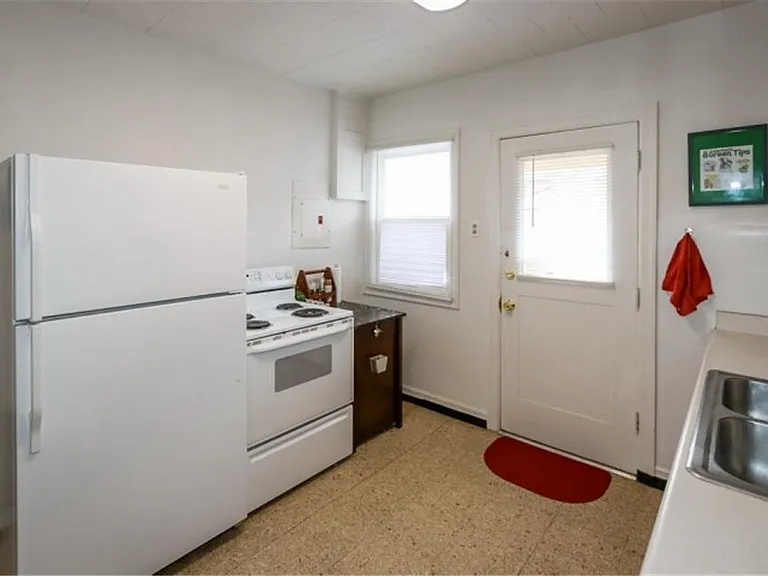 951 E Garfield Ave — Photo 8