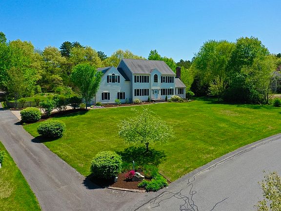 2nd image of 116 Fairview Ln