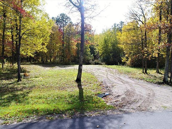 3rd image of Foothills Dr Lot 20