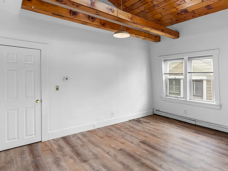 79 Oak St — Photo 14