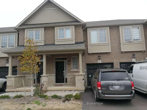 3273 Mockingbird Cmn, Oakville, ON L6H 0W9