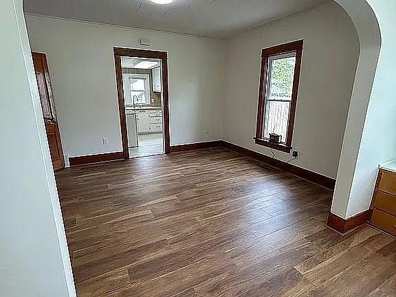 3rd image of 1308 W 6th St