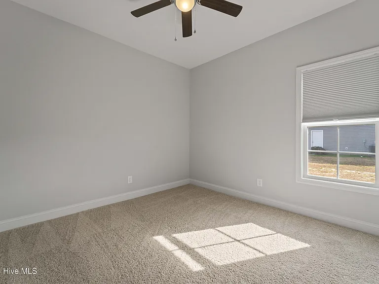 125 Pembury Way — Photo 10