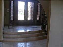 4th image of 6931 Oak Knoll Dr