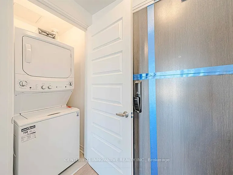 490 Gordon Krantz Ave #201 — Photo 24