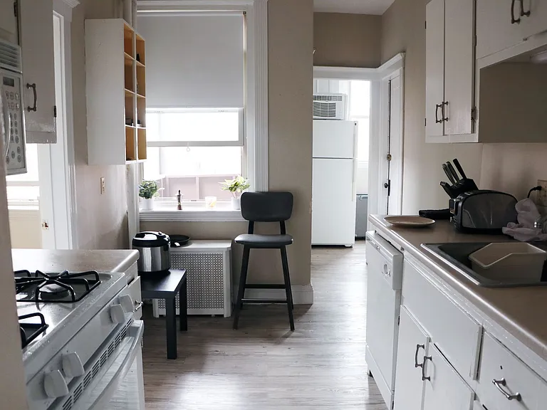 18B Alton Pl #A5 — Photo 3