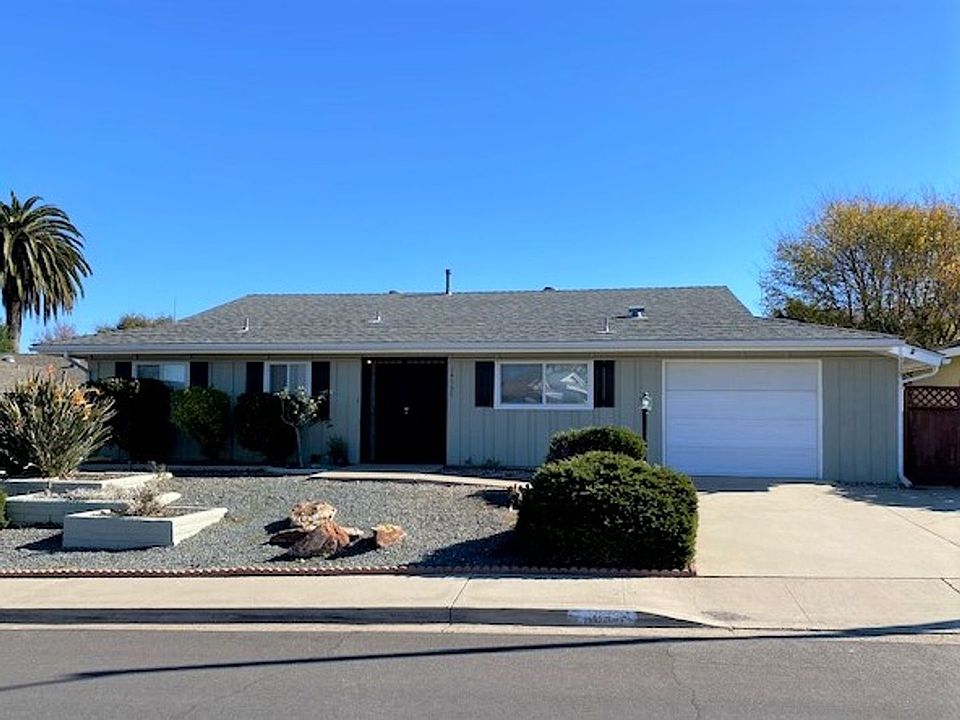 1st image of 16535 Bernardo Oaks Dr