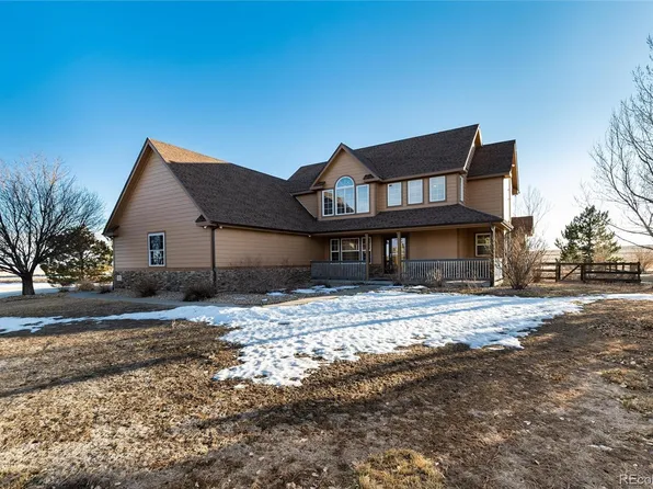 1120 Antelope Drive W, Bennett, CO 80102