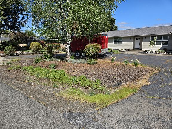 4th image of 2731 Orchard Home Dr