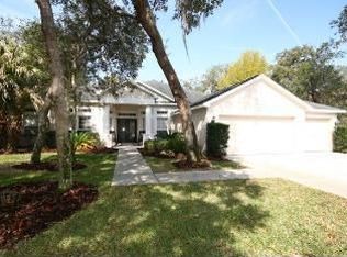 5701 Eaglepoint Pl, Lithia, FL 33547