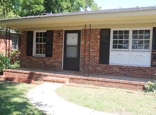 1147 Gillionville Rd #B, Albany, GA 31707