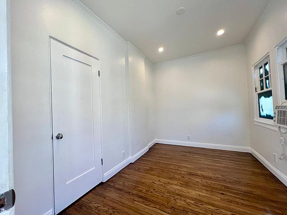 3rd image of 645 N Spaulding Ave