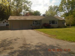 250 Ansel Rd, Geneva, OH 44041
