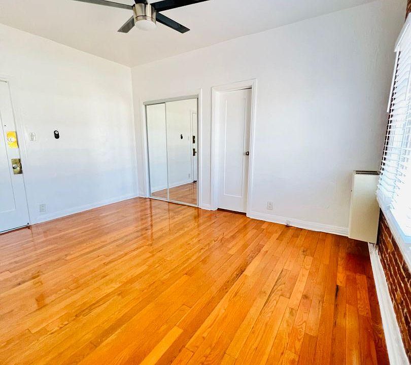 Chateau Los Feliz Apartment Rentals Los Angeles, CA Zillow