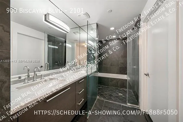 900 Biscayne Blvd #2101 — Photo 33