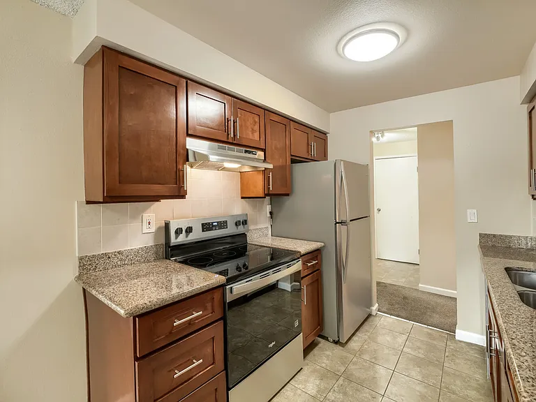 17208 NE 45th St #66 — Photo 7
