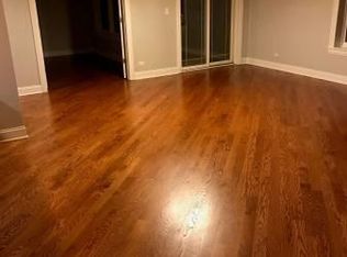 417 N Cass Ave APT 4D, Westmont, IL 60559