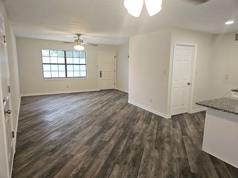 6908 Sunflower Cir N — Photo 3