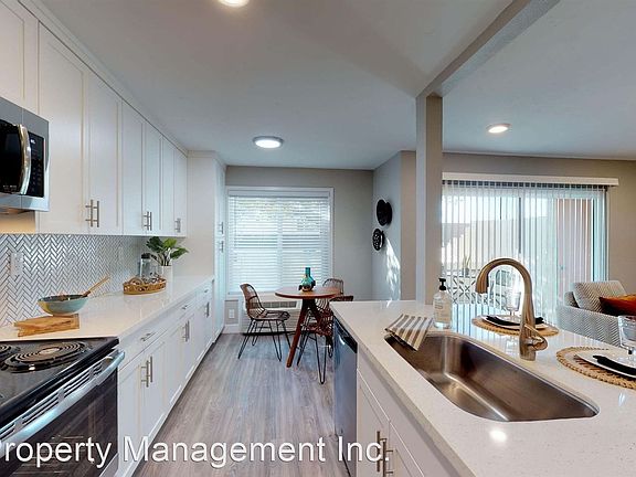 3rd image of 1550 S Juniper St APT 10