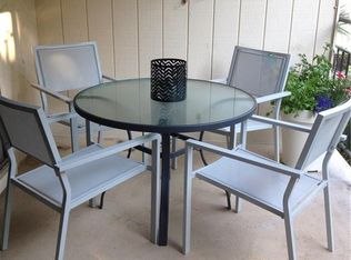 154 Bay Village Dr, Irondequoit, NY 14609